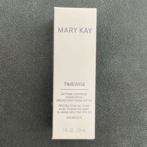 Mary kay Time Wise Daytime Defender Sunscreen Broad Spectrum spf 30